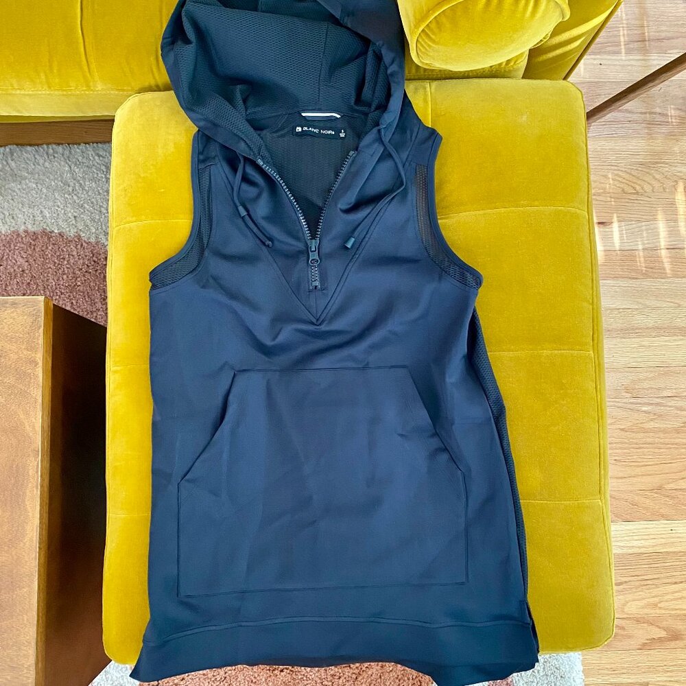 Blanc Noir Sleeveless Hooded Mesh Cocoon Vest - Size Small - NWT!
